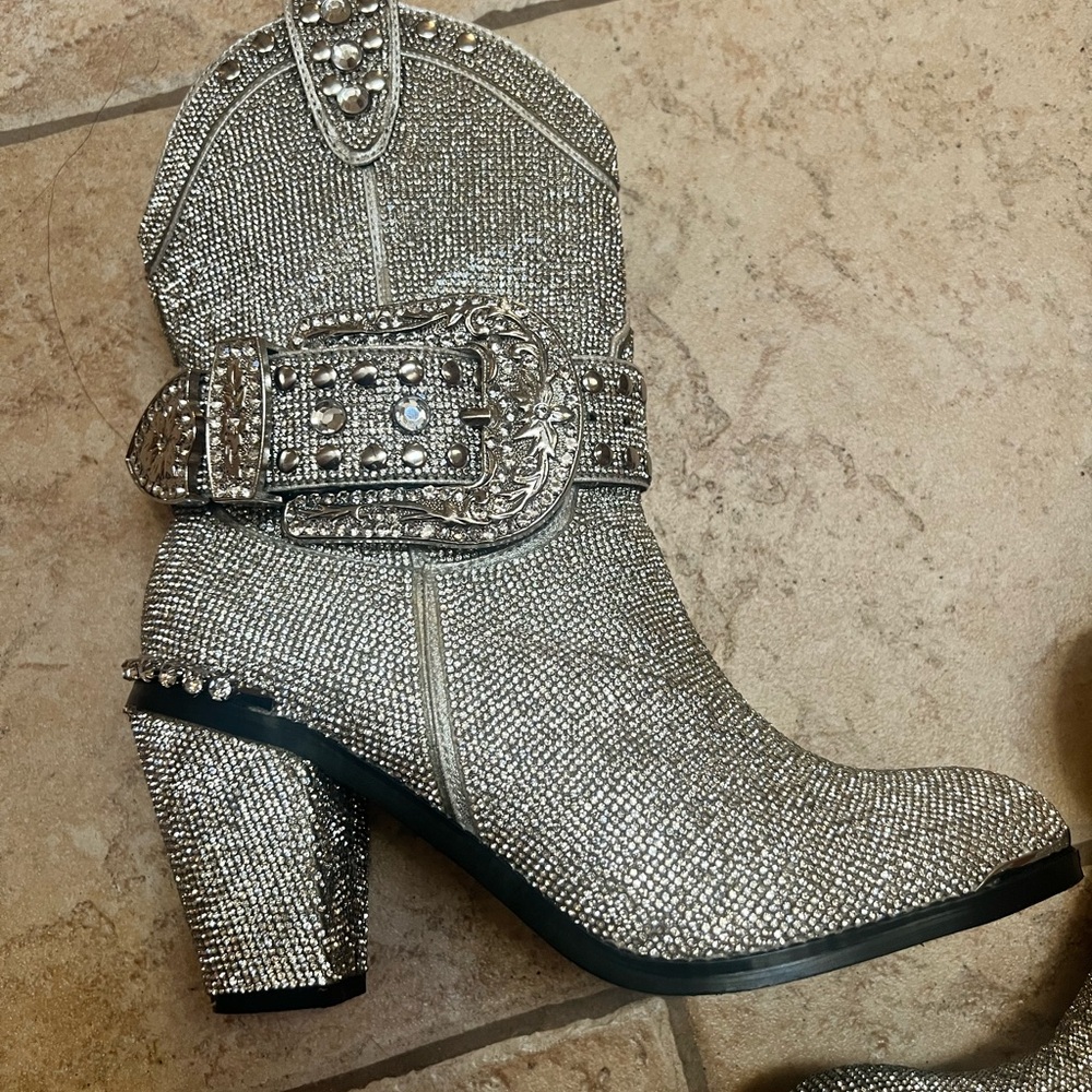 Women's Silver Crystal Embellished Western Bootie